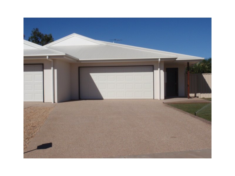 1/9 Paperbark Place, Emerald QLD 4720