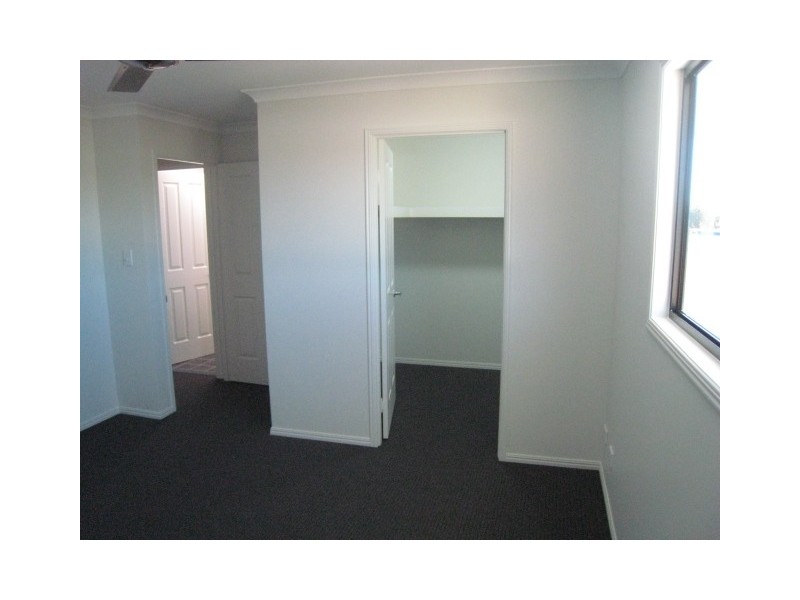 1/38 Long Street, Emerald QLD 4720