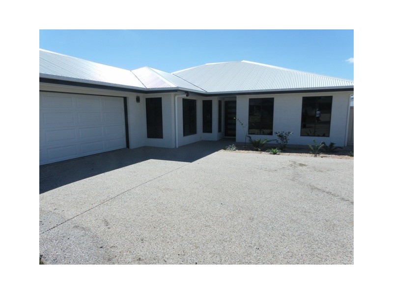 21 Saville Street, Emerald QLD 4720