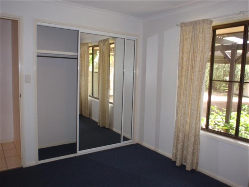 10 Julie Court, Emerald QLD 4720