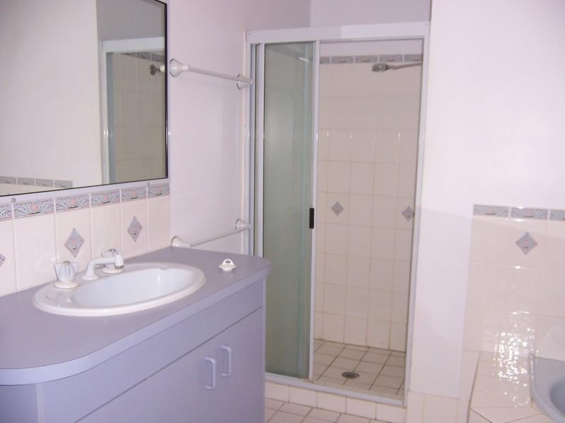 10 Julie Court, Emerald QLD 4720