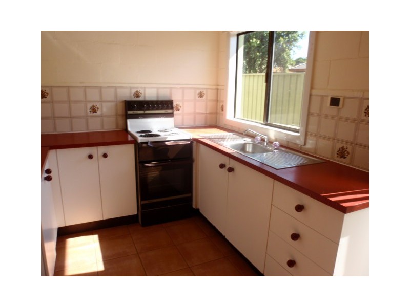 1/1 Willans Street, Emerald QLD 4720