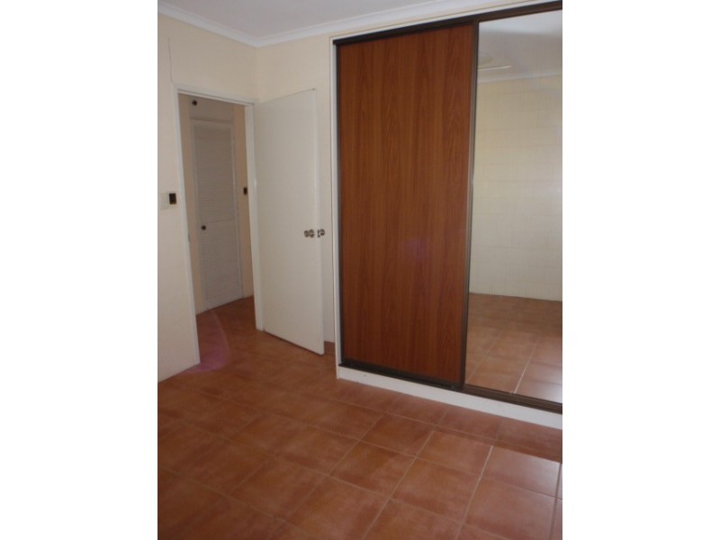 1/1 Willans Street, Emerald QLD 4720