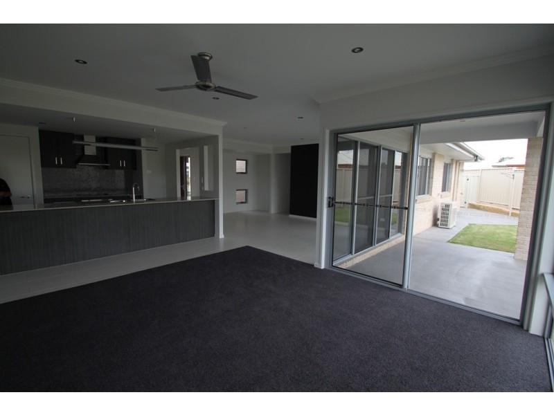 1 The Vybe, Emerald QLD 4720