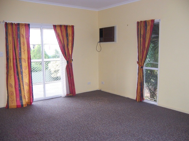 16 Roseanne Road, Emerald QLD 4720