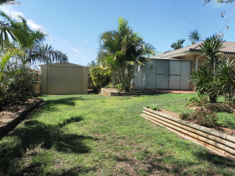 16 Jeppesen Drive, Emerald QLD 4720