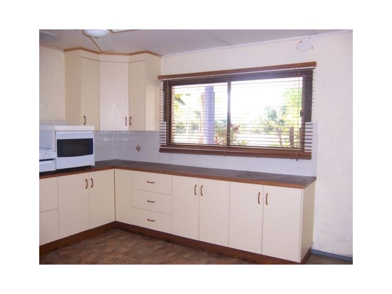 68 Yamala Street, Emerald QLD 4720