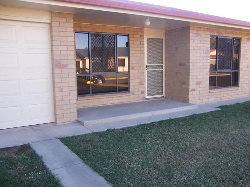 7/6 Clark Drive, Emerald QLD 4720