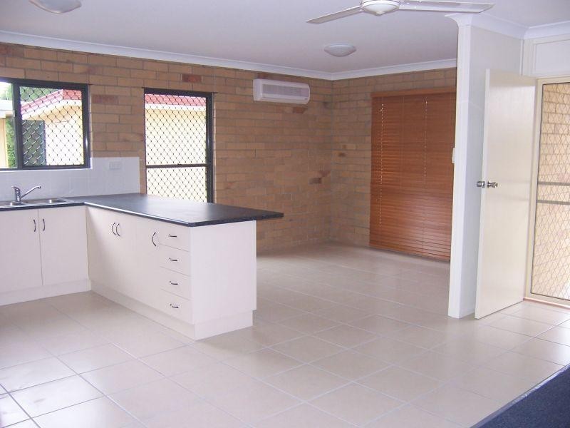 7/6 Clark Drive, Emerald QLD 4720