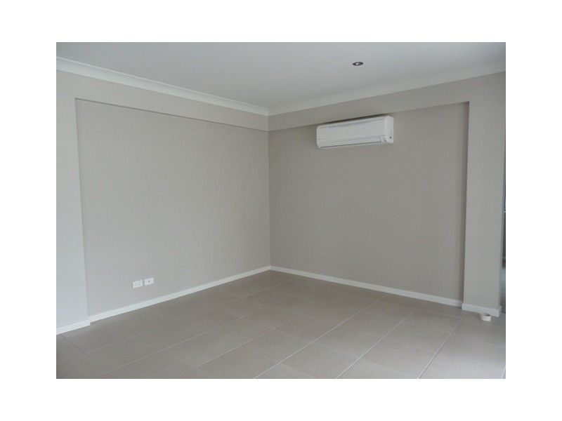 35 Newman Drive, Emerald QLD 4720