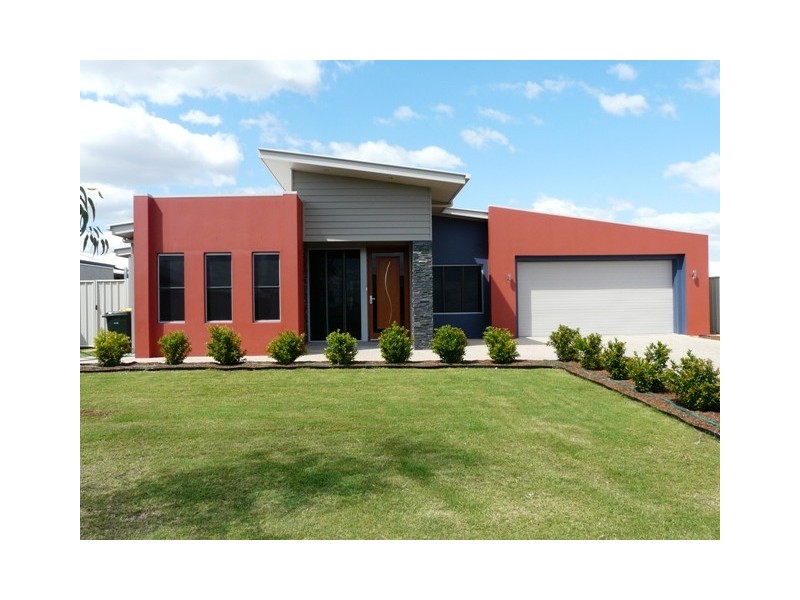 4 Desgrand Street, Emerald QLD 4720