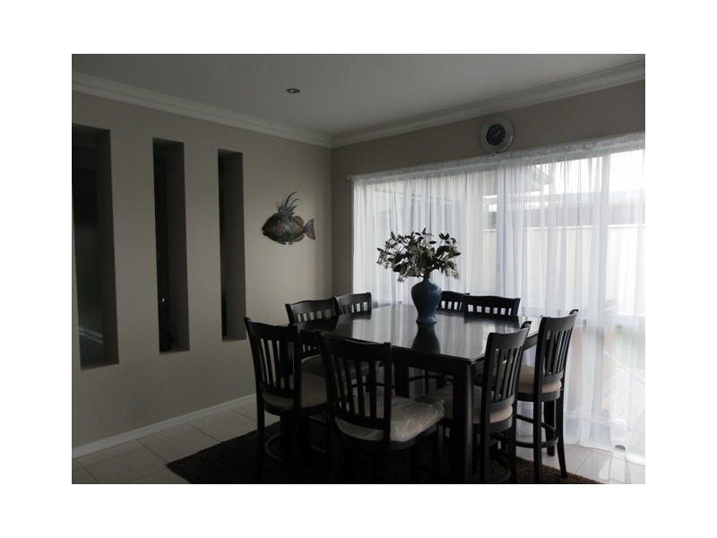 4 Desgrand Street, Emerald QLD 4720