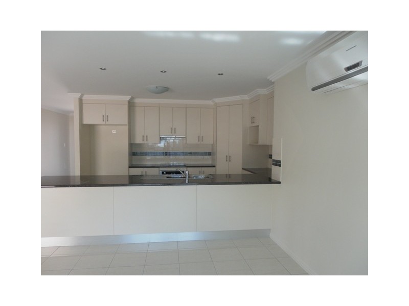 42 Wright Street, Emerald QLD 4720