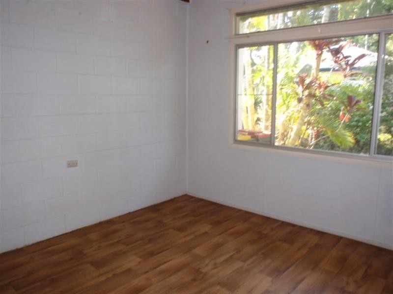 2/70 Church Lane, Emerald QLD 4720