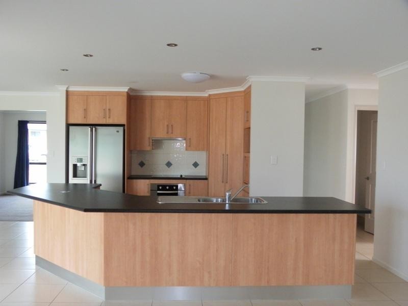 11 Chandon Court, Emerald QLD 4720