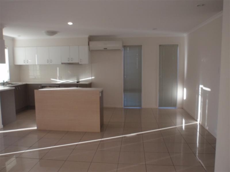 16B Mayfair Drive, Emerald QLD 4720