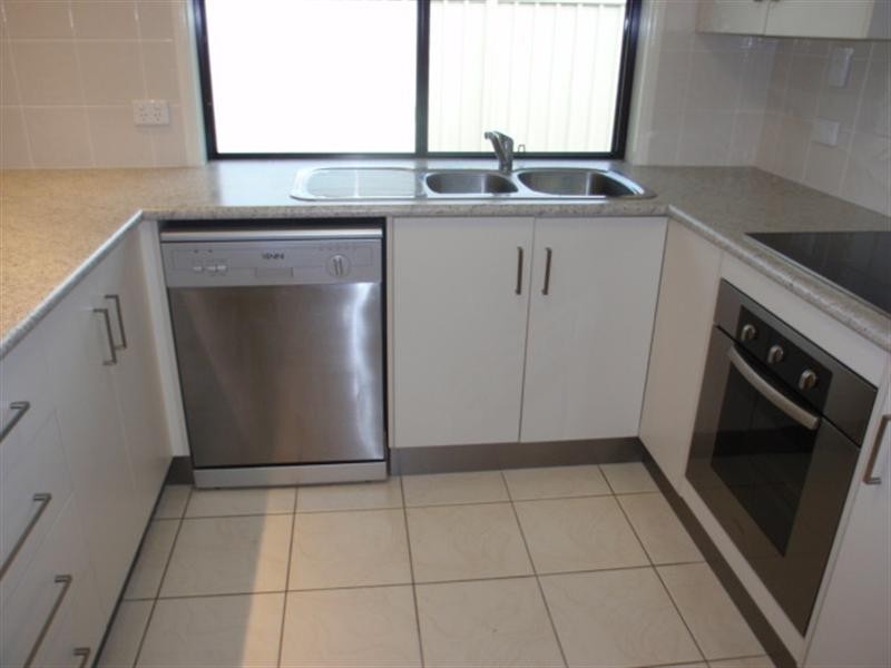 27 Haswell Street, Emerald QLD 4720