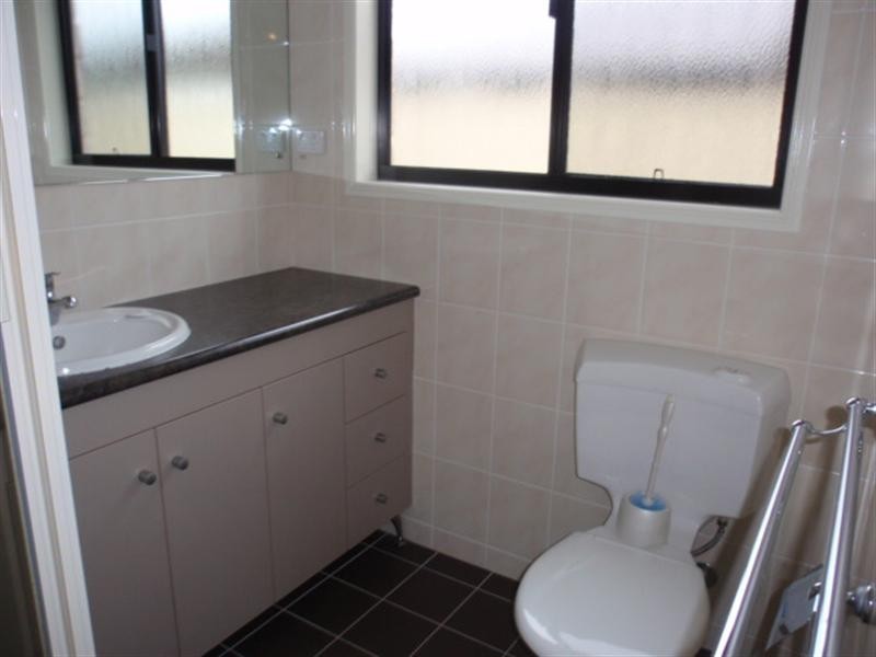 27 Haswell Street, Emerald QLD 4720