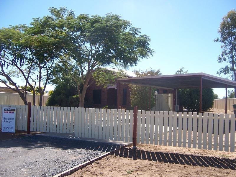 44-52 Long Street, Emerald QLD 4720