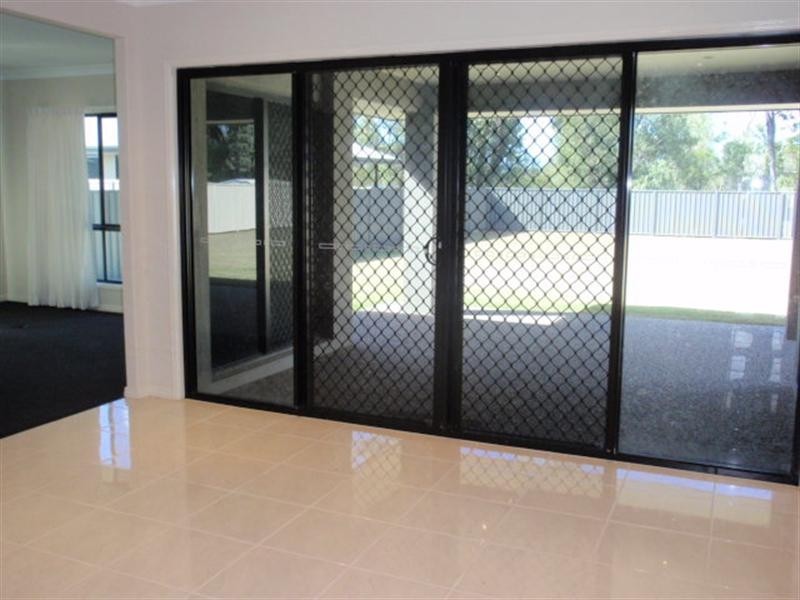 22 Cook Close, Emerald QLD 4720