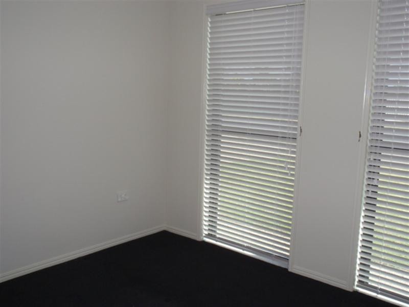 22 Cook Close, Emerald QLD 4720