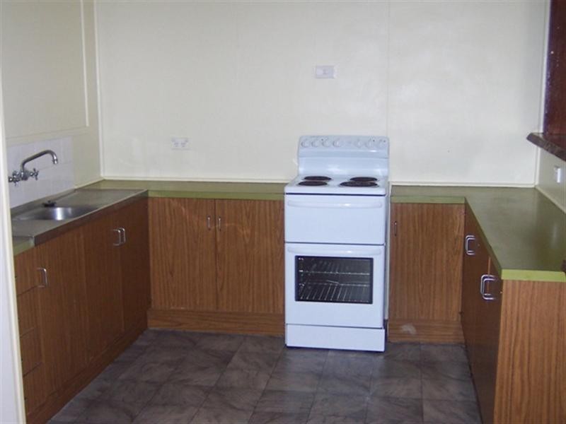 109 Harris Street, Emerald QLD 4720