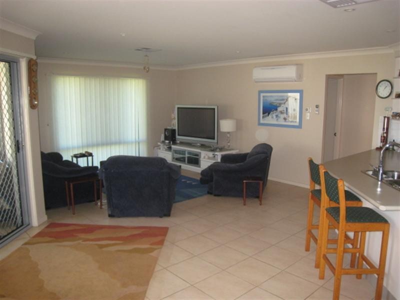 25 Mayfair Drive, Emerald QLD 4720