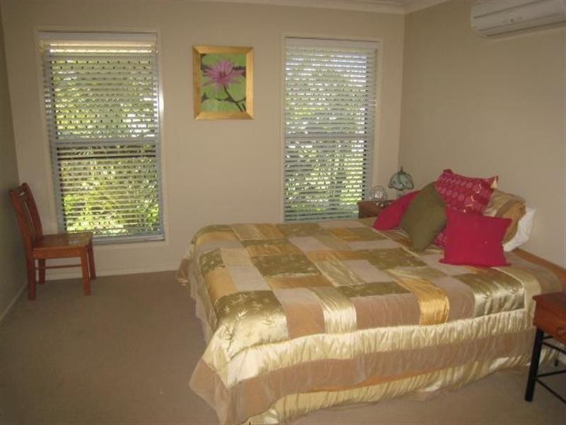 25 Mayfair Drive, Emerald QLD 4720