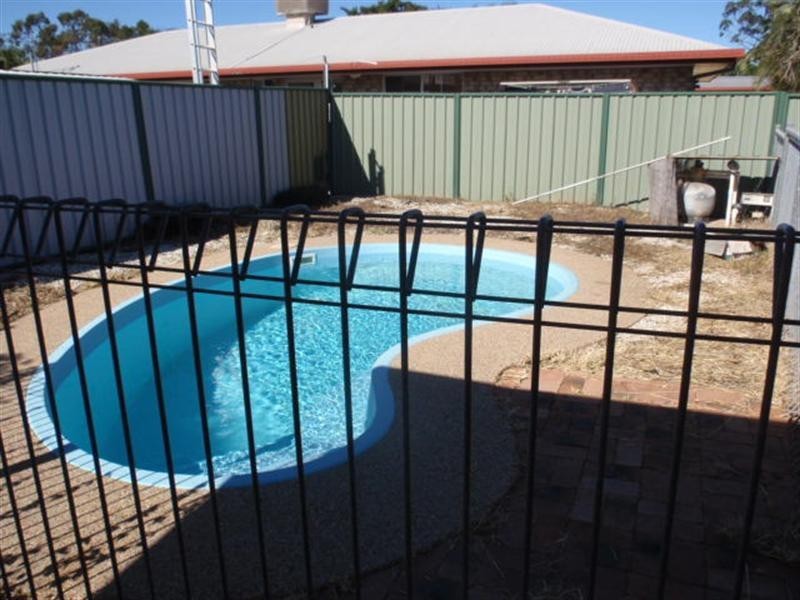 35 Powell Street, Emerald QLD 4720