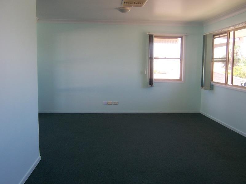 22 Jacqueline Drive, Emerald QLD 4720