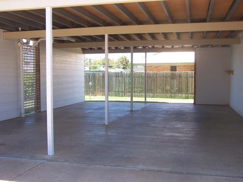 22 Jacqueline Drive, Emerald QLD 4720