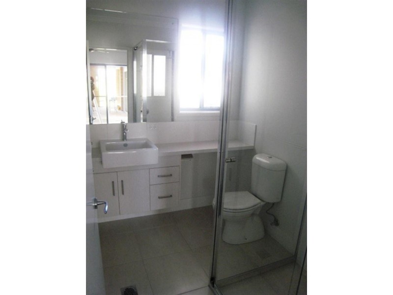 Unit 12 The Vybe, Emerald QLD 4720