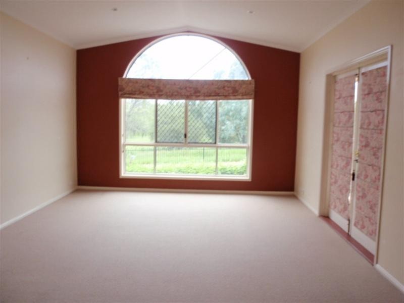 28 Whitchurch, Emerald QLD 4720