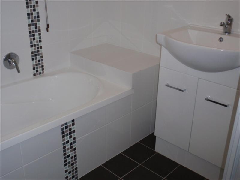 13 Berthun Drive, Emerald QLD 4720