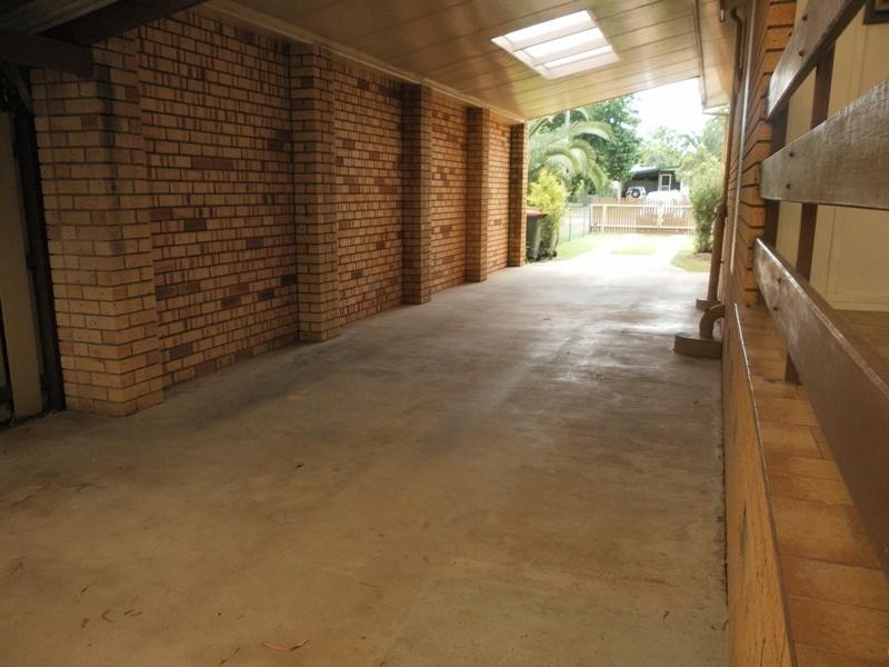 114 Harris Street, Emerald QLD 4720