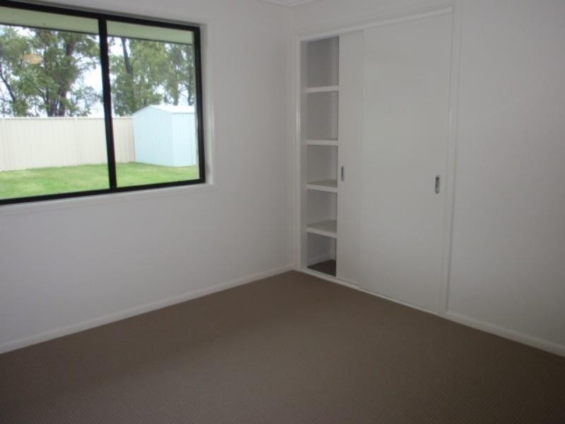 38 Wright Street, Emerald QLD 4720