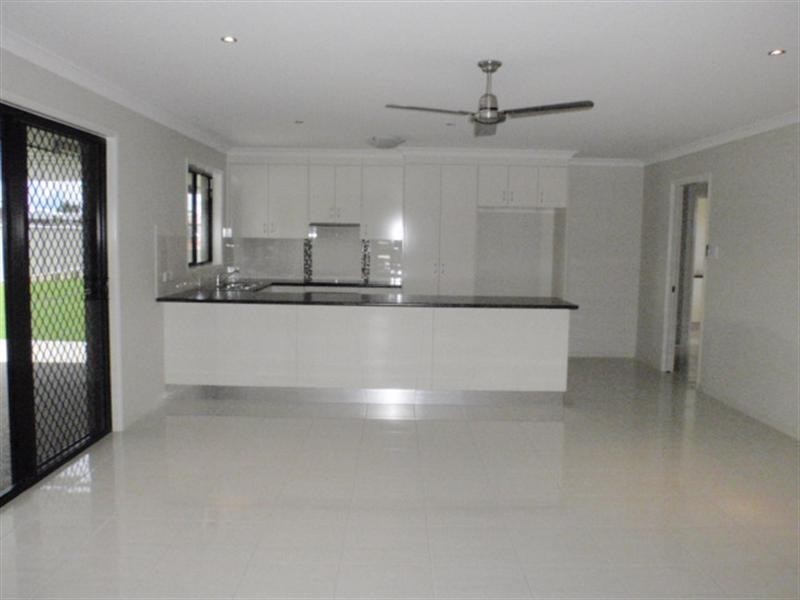 71 Blue Gum Drive, Emerald QLD 4720