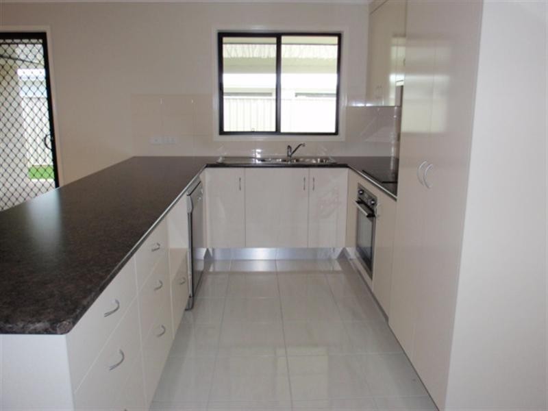 71 Blue Gum Drive, Emerald QLD 4720