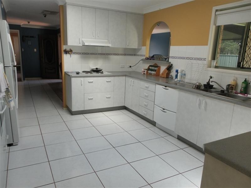 1 Kurrajong Close, Emerald QLD 4720