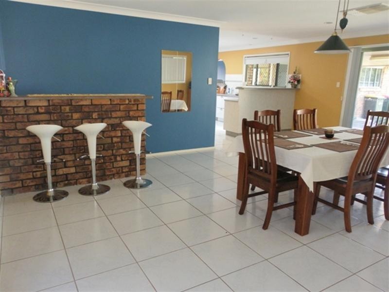 1 Kurrajong Close, Emerald QLD 4720