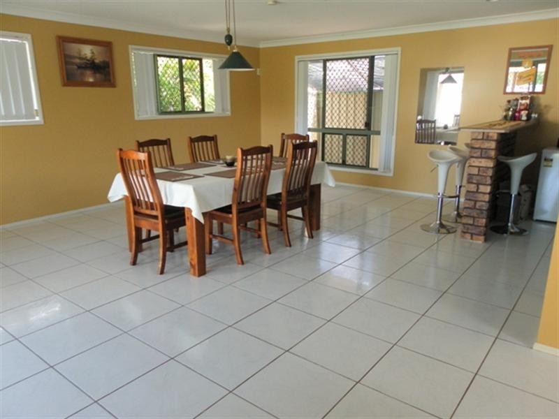 1 Kurrajong Close, Emerald QLD 4720