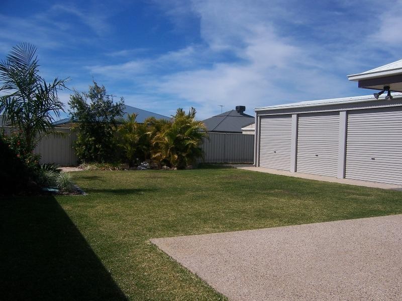 16 Glovar Street, Emerald QLD 4720