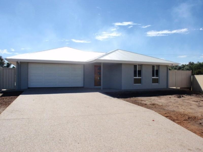 9 Blue Gum Drive, Emerald QLD 4720