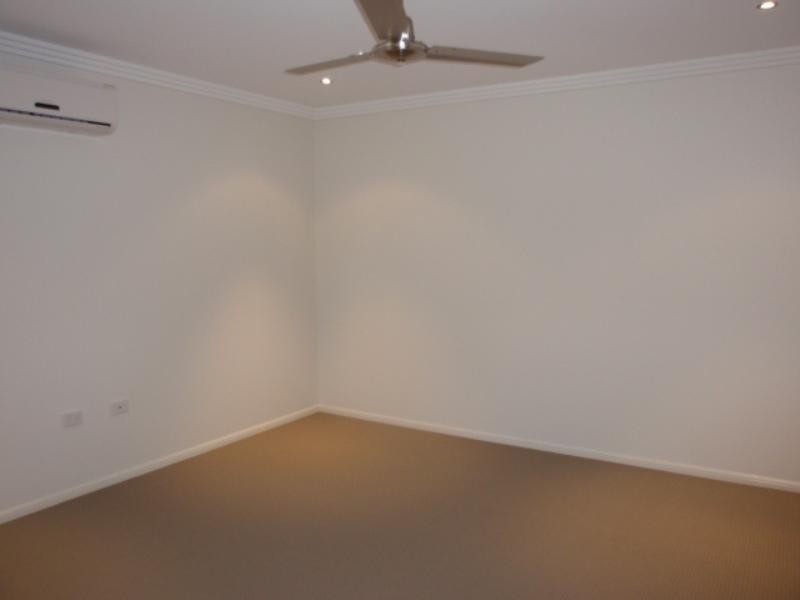 9 Blue Gum Drive, Emerald QLD 4720