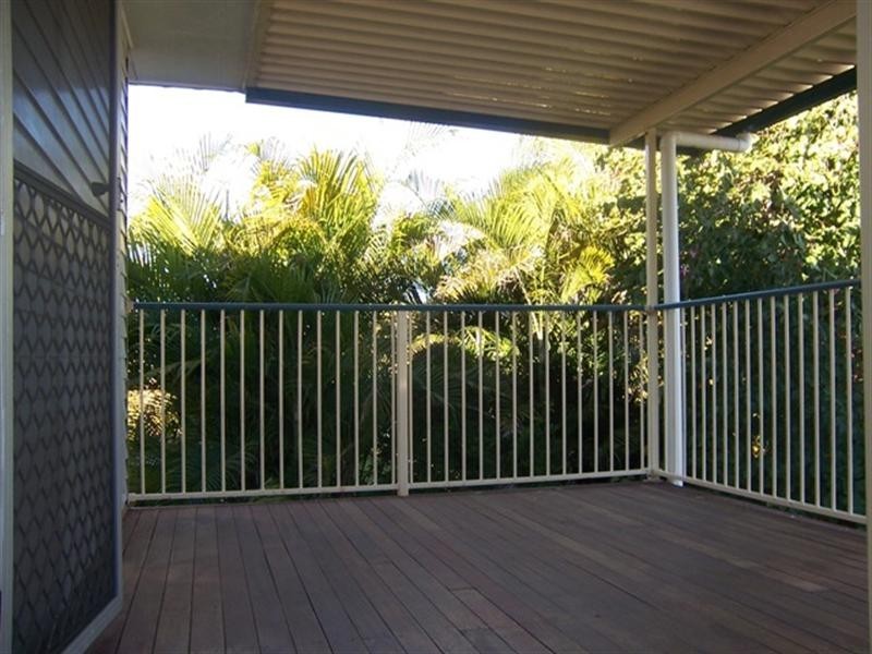 9 Kurrajong Street, Blackwater QLD 4717