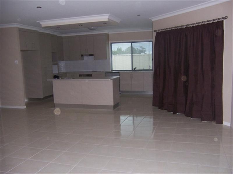 13 Blue Gum Drive, Emerald QLD 4720