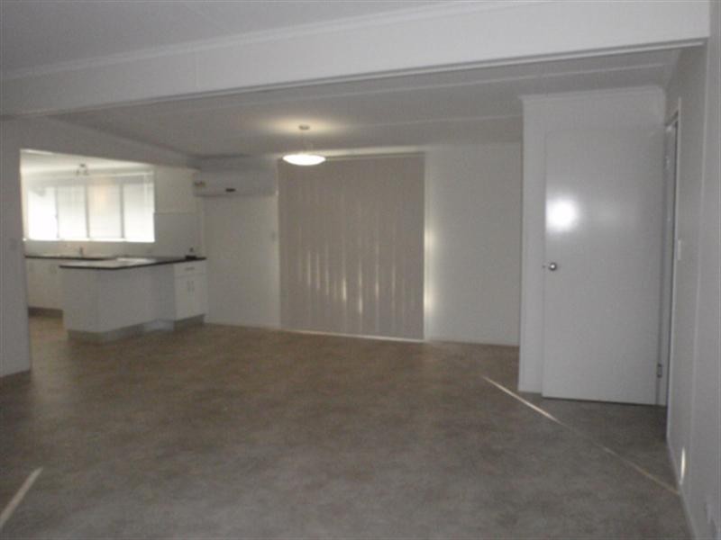 22 Brief Street, Emerald QLD 4720