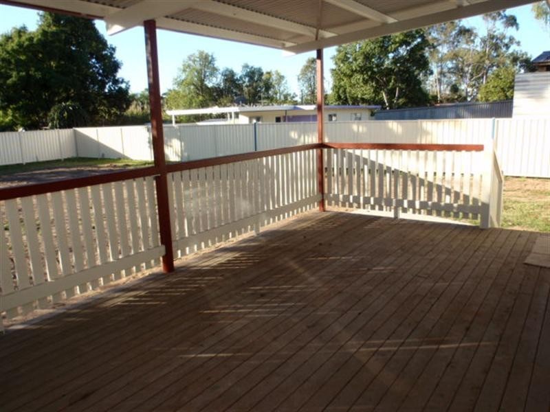 22 Brief Street, Emerald QLD 4720