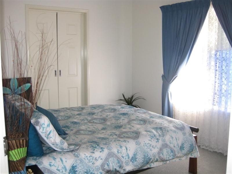 2 Poinciana Drive, Emerald QLD 4720