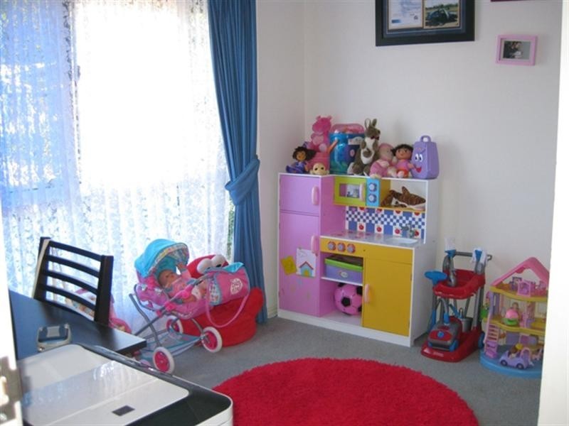 2 Poinciana Drive, Emerald QLD 4720